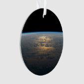 部分的に曇った南太平洋から夕暮れ光る オーナメント (正面)