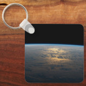 部分的に曇った南太平洋から夕暮れ光る キーホルダー (正面)
