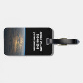 部分的に曇った南太平洋から夕暮れ光る ラゲッジタグ (裏面横)