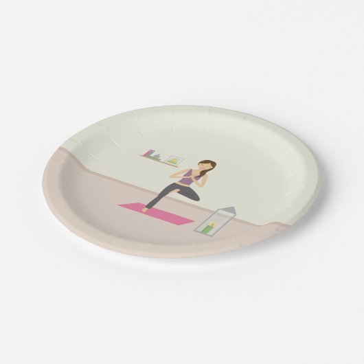 部屋でヨガをしている美飾しい女性 ペーパープレート (アングル)