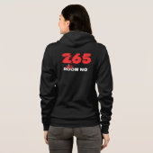部屋番号256のところに パーカ (裏面フル)