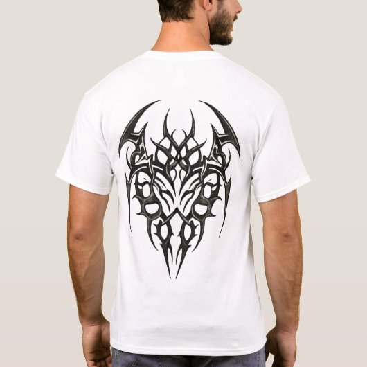 部族のハート スクロールワーク Tシャツ (裏面)