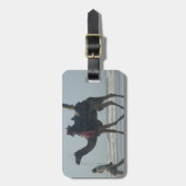 部族のラクダに乗る：朝の潮砂と海 ラゲッジタグ (正面縦)