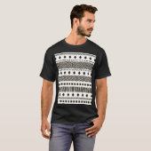 部族のリズム：民族幾何学模様 Tシャツ (正面フル)