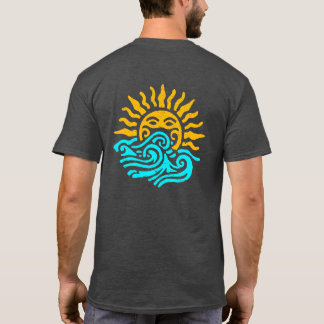 部族の太陽と海の波アート Tシャツ