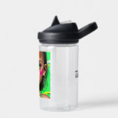 部族の子供 | Futuristic Girl Green Eyes ウォーターボトル (左面)