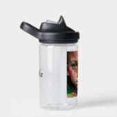 部族の子供 | Futuristic Girl Green Eyes ウォーターボトル (右面)