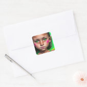 部族の子供 | Futuristic Girl Green Eyes スクエアシール (封筒)