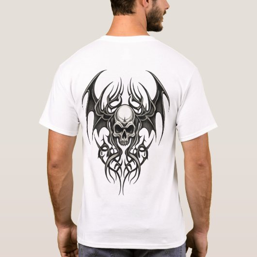 部族の戦士のドクロの紋章 Tシャツ (裏面)