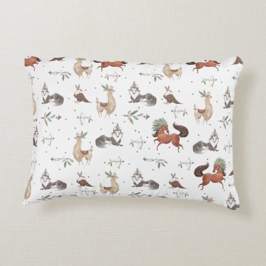 部族の森林の動物テペイの羽の矢 アクセントクッション (裏面)