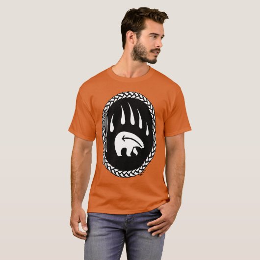 部族の熊のアートTシャツの熊が男のティーズを爪 Tシャツ (正面フル)