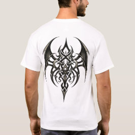 部族の翼のあるトーテム Tシャツ