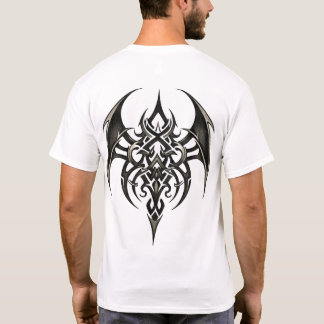 部族の翼のあるトーテム Tシャツ