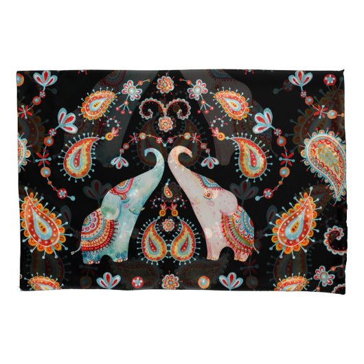 部族ゾウ:水彩ペイズリー模様。 枕カバー (正面)