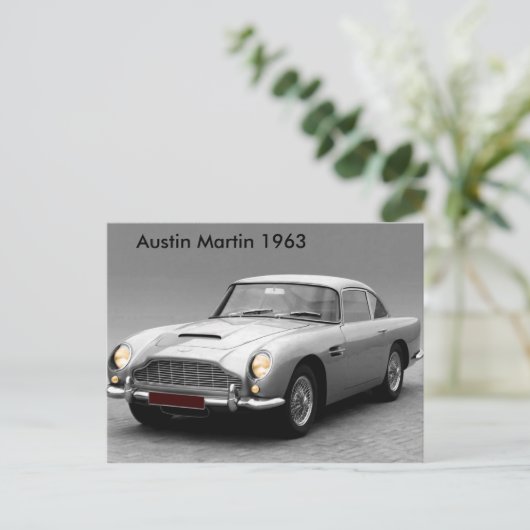 郵便はがきのためのクラシックな車のイメージ ポストカード (スタンド正面)