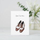 郵便はがきのヴィンテージの振動時代のウィングチップオックスフォードはPCに蹄鉄を打ちます ポストカード (スタンド正面)