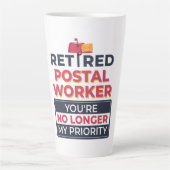郵便勤務者の退職が自分の優先順位でなくなった カフェラテマグ (正面)