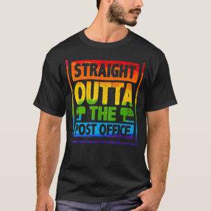 郵便局の郵便局員の郵便配達をまっすぐ出る Tシャツ