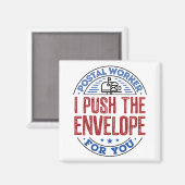 郵便局員に封筒を押して上げる マグネット (正面/裏面)
