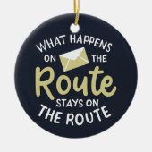 郵便局員のクリスマスのルートで何が起こるか セラミックオーナメント (正面)