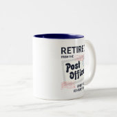 郵便局員の退職メールおもしろいマン ツートーンマグカップ (正面右)