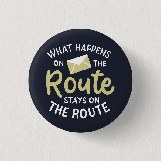 郵便局員ルートで何が起こるか 缶バッジ (正面)