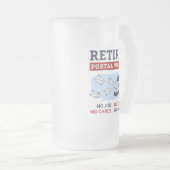 郵便局退職郵便退職したマンおもしろいGag フロストグラスビールジョッキ (正面右)