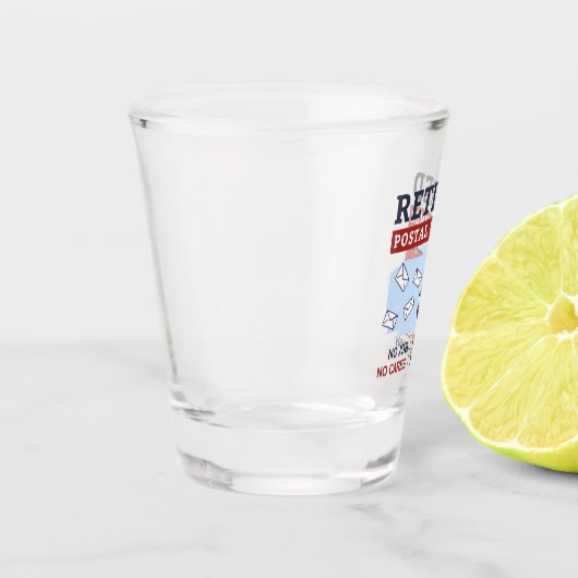 郵便退職した配送業者の同僚の退職 ショットグラス (左)