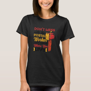 郵便配送業者郵便局員 Tシャツ