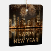 都会に花火を打ち上げる「新年おめでとう」 セラミックオーナメント (右)