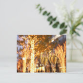 都市のクリスマスを焼くシャンペンガラス シーズンポストカード (スタンド正面)