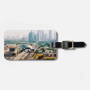 都市の地下鉄線と超高層ビル ラゲッジタグ