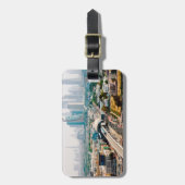 都市の地下鉄線と超高層ビル ラゲッジタグ (正面縦)