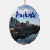都市スカイラインのナッシュビルテネシー州の写真 セラミックオーナメント (右)