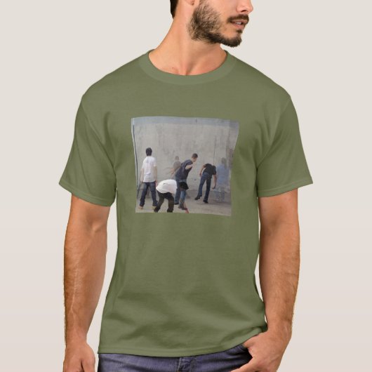 都市ハンドボールの行為 Tシャツ (正面)