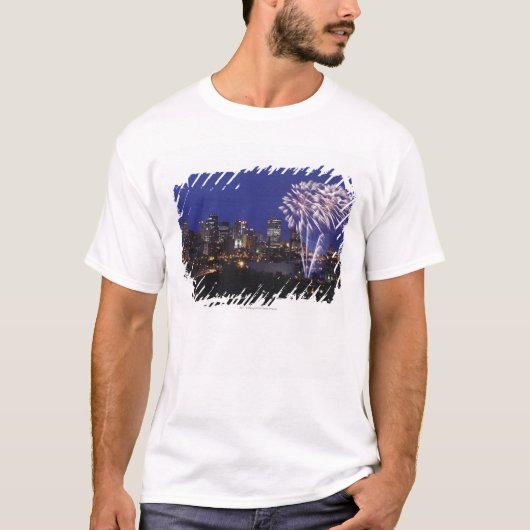 都市上の花火 Tシャツ (正面)