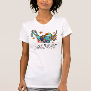 都市芸術的な恋人のつばめの入れ墨の鳥 Tシャツ