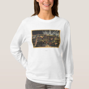 都市、湾橋、サーチライトの夜眺め Tシャツ