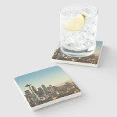 都心のシアトルのスカイラインおよび宇宙の針 ストーンコースター (横)