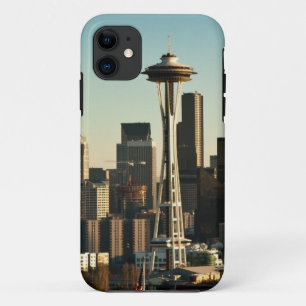 都心のシアトルのスカイラインおよび宇宙の針 iPhone 11 ケース