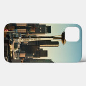 都心のシアトルのスカイラインおよび宇宙の針 Case-Mate iPhoneケース (裏面 (横))