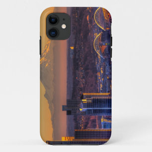 都心のシアトルの都市景観の眺めフットボール iPhone 11 ケース