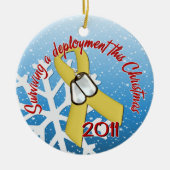 配置2011の黄色いリボンを生き延びること セラミックオーナメント (正面)