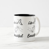 酒の盃は人生が美しい ツートーンマグカップ (正面右)