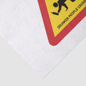 酔っぱらった人々が交通標識を横切る 薄葉紙 (詳細)