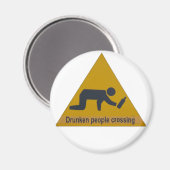 酔っぱらった人々が通り過ぎる マグネット (正面/裏面)