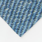 酸洗い青いジーンズ、デニムのテクスチャー。 フリースブランケット (角)