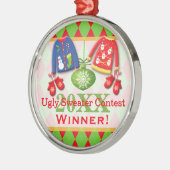 醜いクリスマスのセーターのコンテストの勝者のオーナメント6 メタルオーナメント (左)