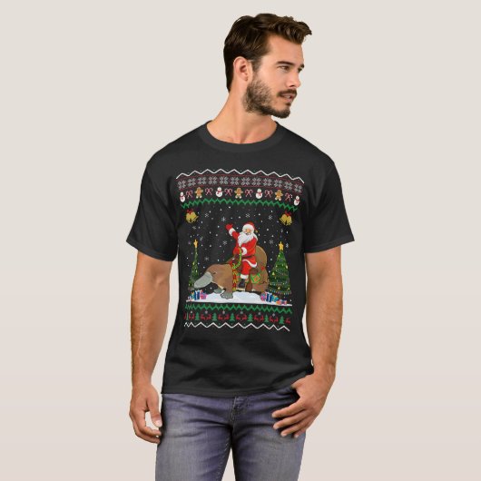 醜いクリスマスギフトサンタ乗りプラタプスクリスマス Tシャツ (正面フル)