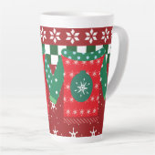 醜いセーター雪の結晶パターンレッドグリーン カフェラテマグ (右アングル)